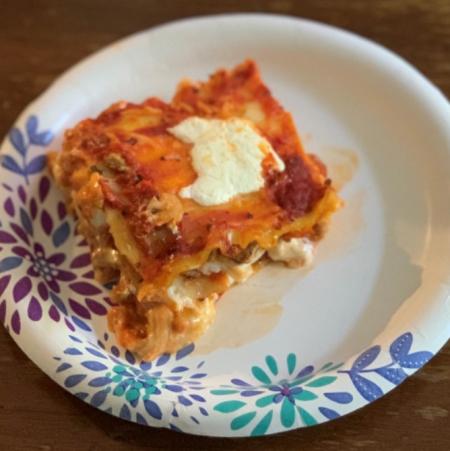 https://ocpl.org/sites/ocpl/files/styles/uncropped_450/public/2020-07/Pg19%20Lasagna_2.jpg?itok=KpYdhT7a